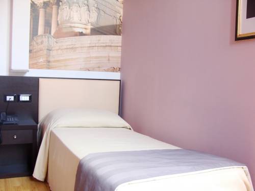 Imagen de la habitación del Hotel Star, Monterotondo. Foto 12