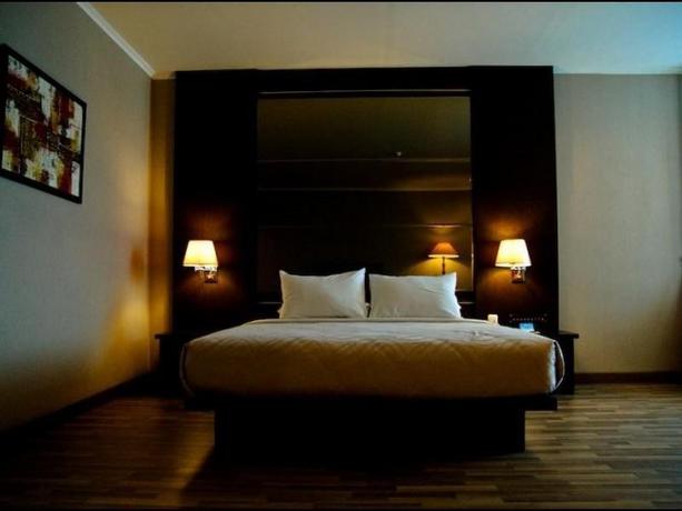 Imagen general del Hotel Star, Pontianak. Foto 2
