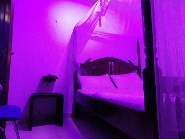 Imagen de la habitación del Hotel Star Royal Motel. Foto 17