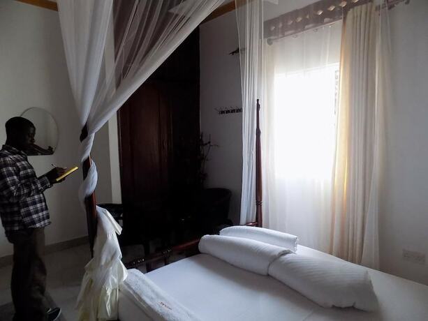 Imagen de la habitación del Hotel Star Royal Motel. Foto 18
