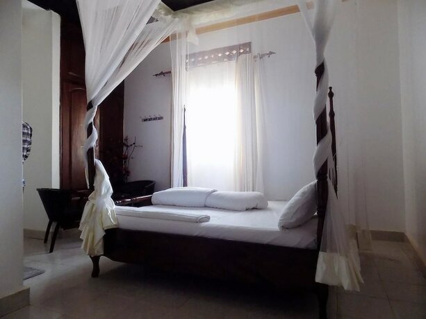 Imagen de la habitación del Hotel Star Royal Motel. Foto 19