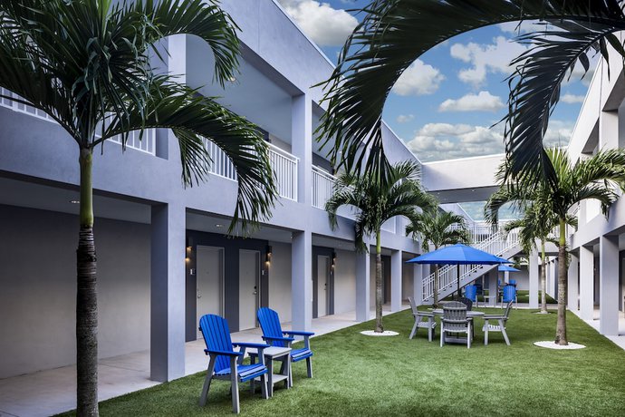 Imagen de los exteriores del Hotel Star Suites: An Extended Stay. Foto 15