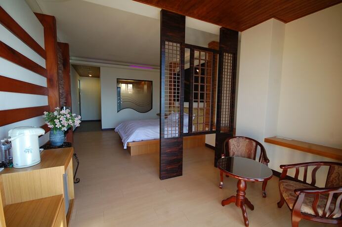 Imagen de la habitación del Hotel Star Villa, Ren'ai. Foto 15