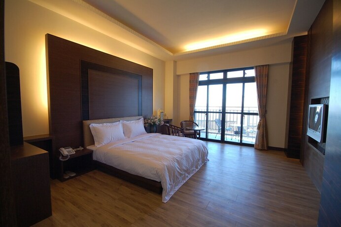 Imagen de la habitación del Hotel Star Villa, Ren'ai. Foto 21