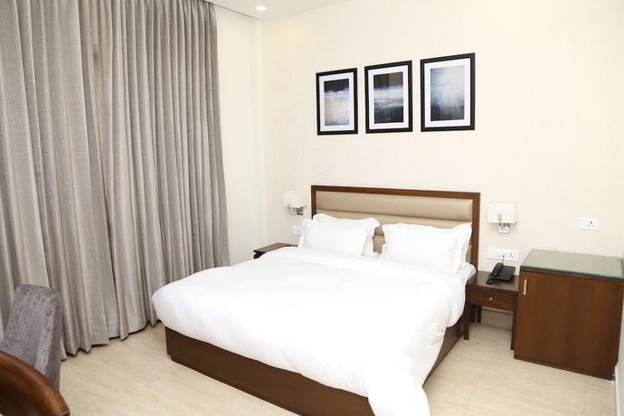 Imagen de la habitación del Hotel Star Wood, Dehradun. Foto 4