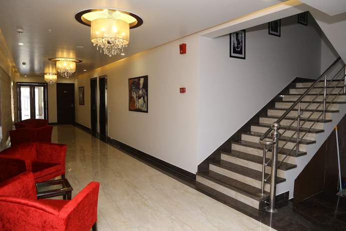 Imagen de los interiores del Hotel Star Wood, Dehradun. Foto 12