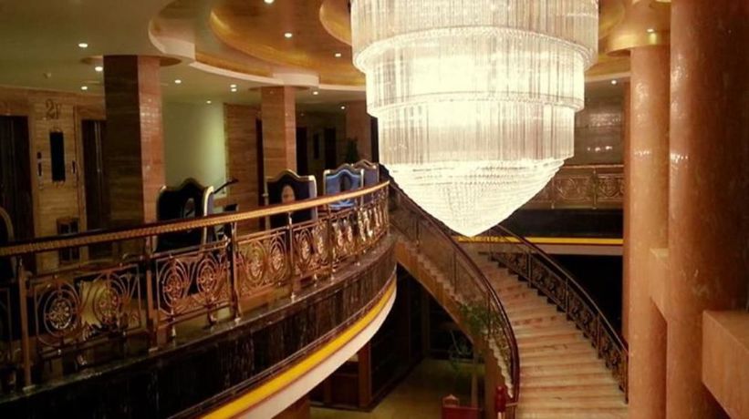 Imagen de la habitación del Hotel Star World. Foto 11