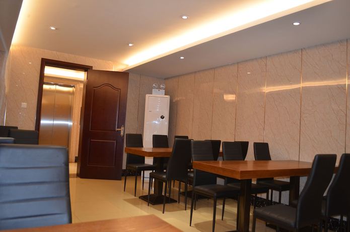 Imagen del bar/restaurante del Hotel Star and Casino, Kampala. Foto 2