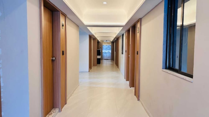 Imagen de los interiores del Hotel Star wood, Rajkot. Foto 14
