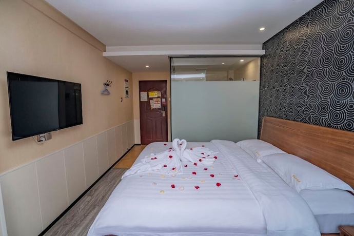 Imagen de la habitación del Hotel StarChain Zengcuoan Xiamen. Foto 9