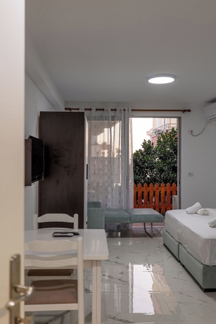 Imagen de la habitación del Hotel StarandSea Saranda. Foto 5