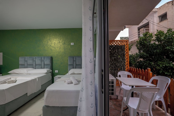 Imagen de la habitación del Hotel StarandSea Saranda. Foto 14