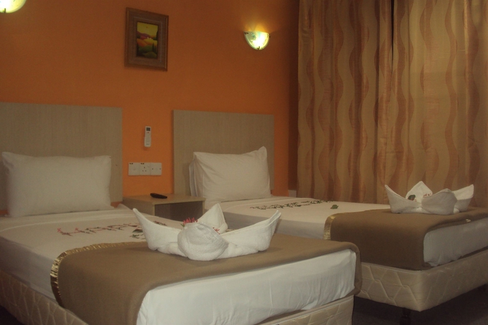 Imagen de la habitación del Hotel Starcastle Golden Palace Hotel. Foto 13