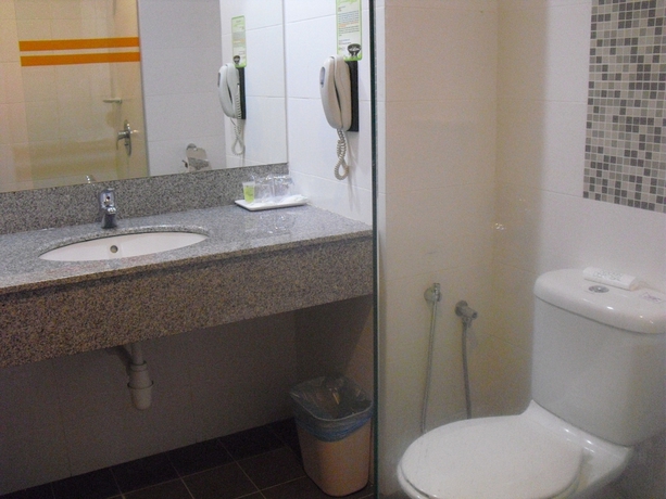Imagen de la habitación del Hotel Starcity Alor Setar. Foto 15