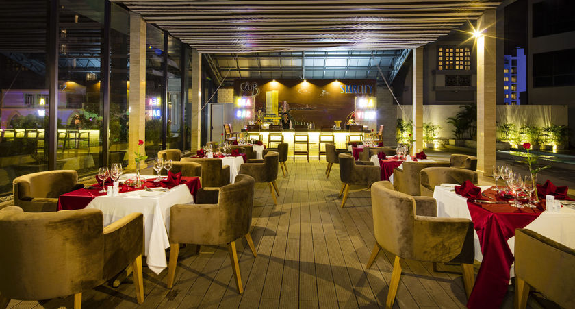 Imagen del bar/restaurante del Hotel Starcity Nha Trang. Foto 3