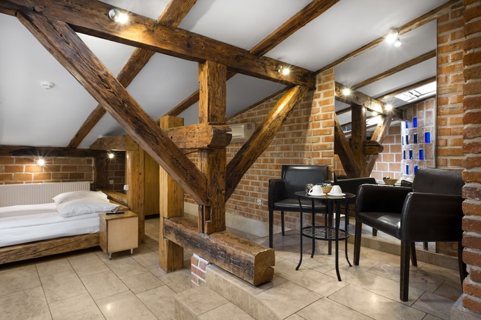 Imagen de la habitación del Hotel Stare Miasto. Foto 13