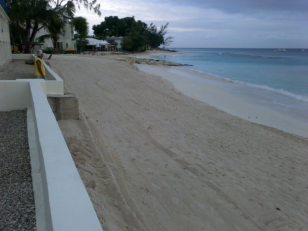 Imagen de los exteriores del Hotel Starfish Discovery Bay Resort Barbados. Foto 9