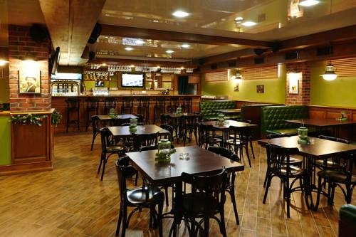 Imagen del bar/restaurante del Hotel Stargorod Hotel. Foto 3