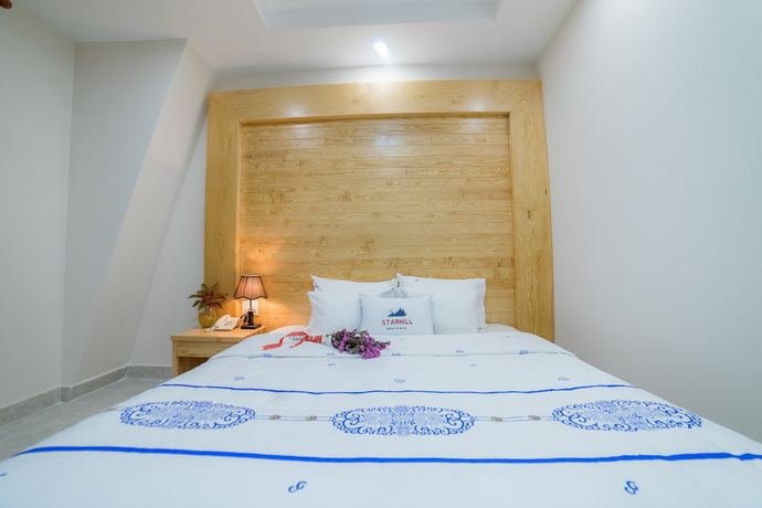 Imagen de la habitación del Hotel Starhill. Foto 10