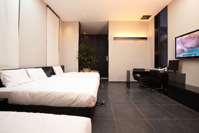 Imagen de la habitación del Hotel Starhills. Foto 2