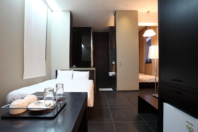 Imagen de la habitación del Hotel Starhills. Foto 7