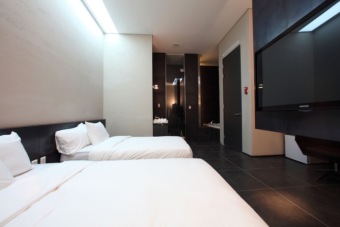 Imagen de la habitación del Hotel Starhills. Foto 10