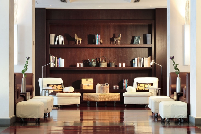 Imagen de los interiores del Hotel Starhotels Excelsior. Foto 9