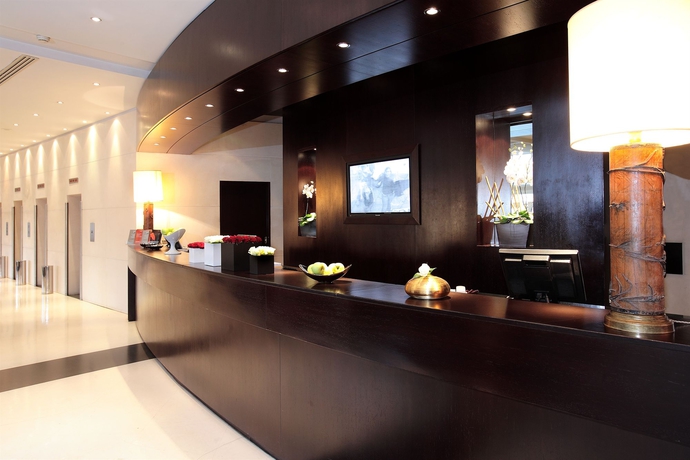 Imagen de los interiores del Hotel Starhotels Excelsior. Foto 11