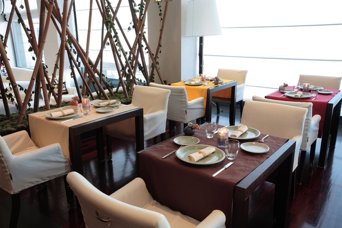 Imagen del bar/restaurante del Hotel Starhotels Excelsior. Foto 2