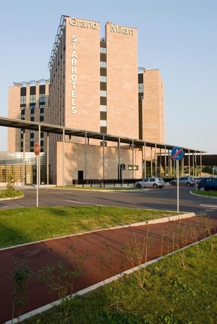 Imagen de los exteriores del Hotel Starhotels Grand Milan. Foto 13