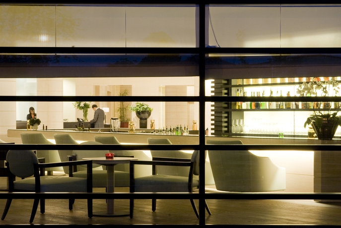 Imagen del bar/restaurante del Hotel Starhotels Grand Milan. Foto 6