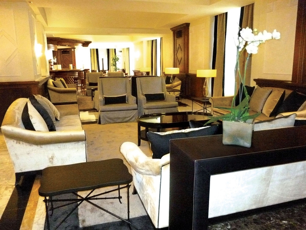Imagen de los interiores del Hotel Starhotels Majestic. Foto 11