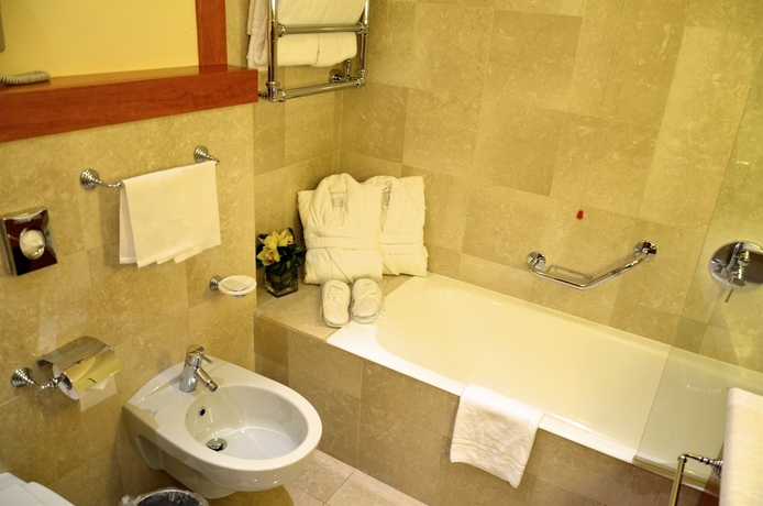 Imagen de la habitación del Hotel Starhotels Metropole. Foto 3