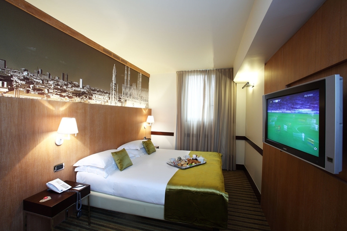 Imagen de la habitación del Hotel Starhotels Ritz. Foto 10