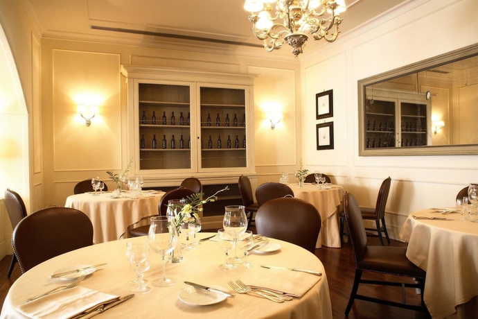 Imagen del bar/restaurante del Hotel Starhotels Terminus. Foto 6