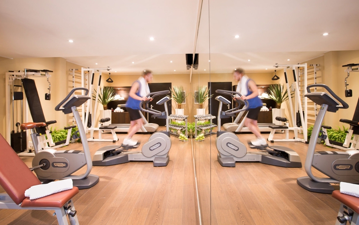 Imagen de los interiores del Hotel Starhotels Tourist. Foto 16