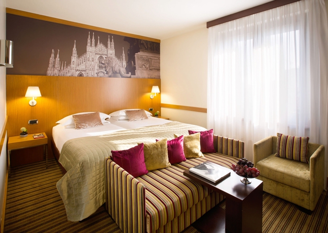 Imagen de la habitación del Hotel Starhotels Tourist. Foto 10