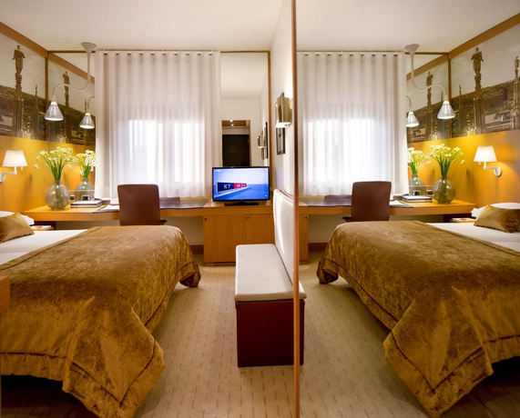 Imagen de la habitación del Hotel Starhotels Tourist. Foto 13