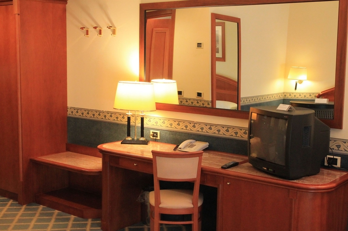 Imagen de la habitación del Hotel Starhotels Vespucci. Foto 6