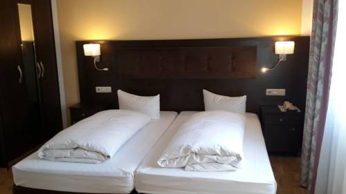 Imagen de la habitación del Hotel Starkenburger Hof. Foto 9