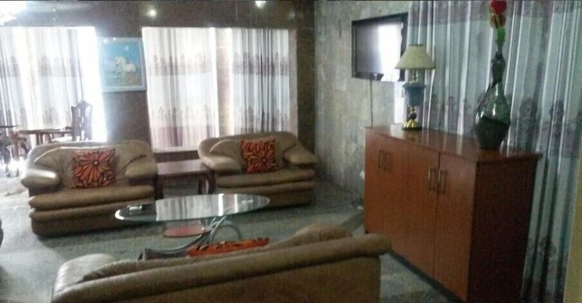 Imagen de los interiores del Hotel Starking Suites. Foto 17