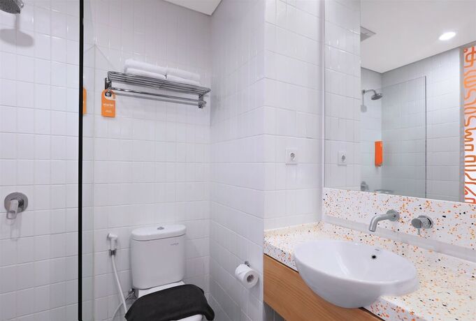 Imagen de la habitación del Hotel Starlet Bsd City, Pagedangan. Foto 15