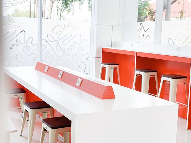Imagen de los interiores del Hotel Starlet Jakarta Airport. Foto 19