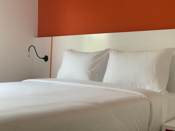 Imagen de la habitación del Hotel Starlet Jakarta Airport. Foto 15
