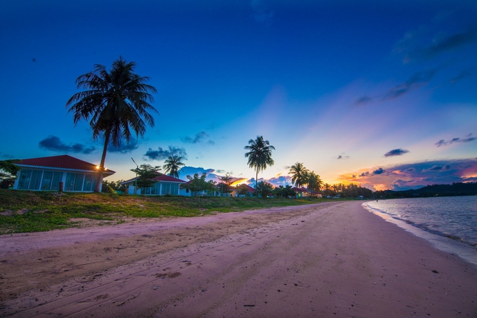 Imagen de los exteriores del Hotel Starlight Beach Resort Chumphon. Foto 8