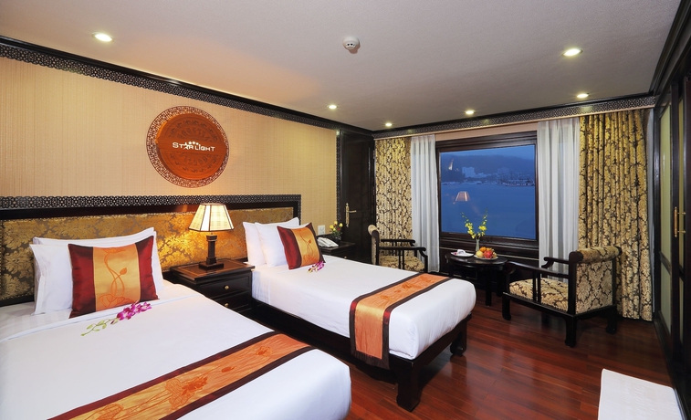 Imagen de la habitación del Hotel Starlight Cruiser. Foto 10