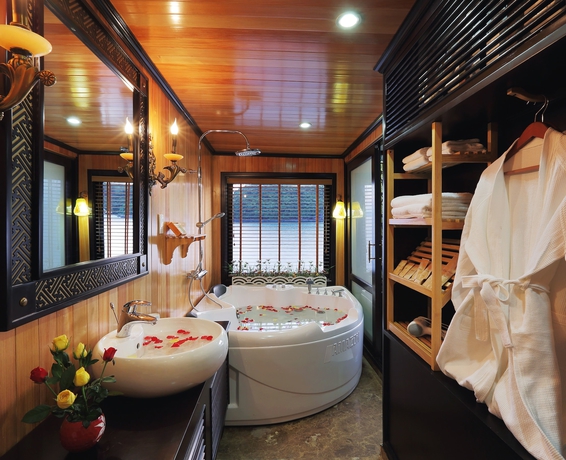Imagen de la habitación del Hotel Starlight Cruiser. Foto 12