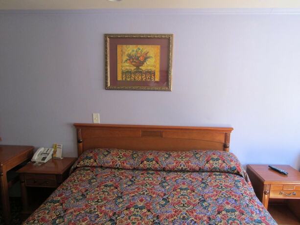 Imagen general del Hotel Starlight Inn Canoga Park. Foto 9