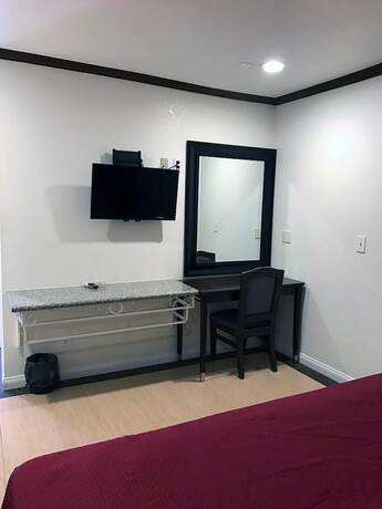Imagen general del Hotel Starlight Inn Canoga Park. Foto 12