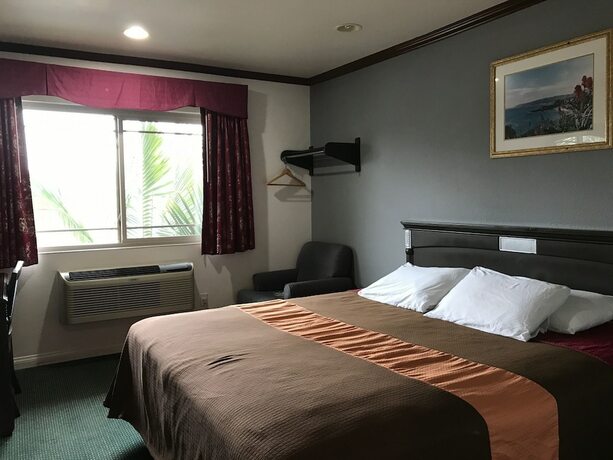 Imagen de la habitación del Hotel Starlight Inn Canoga Park. Foto 18